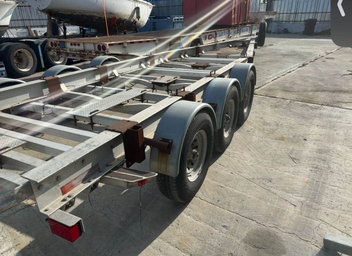 2009 Road carrier 35 foot