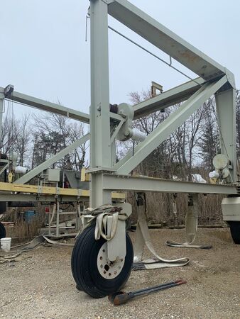 1975 Marine BoatLift 50 ton hoist